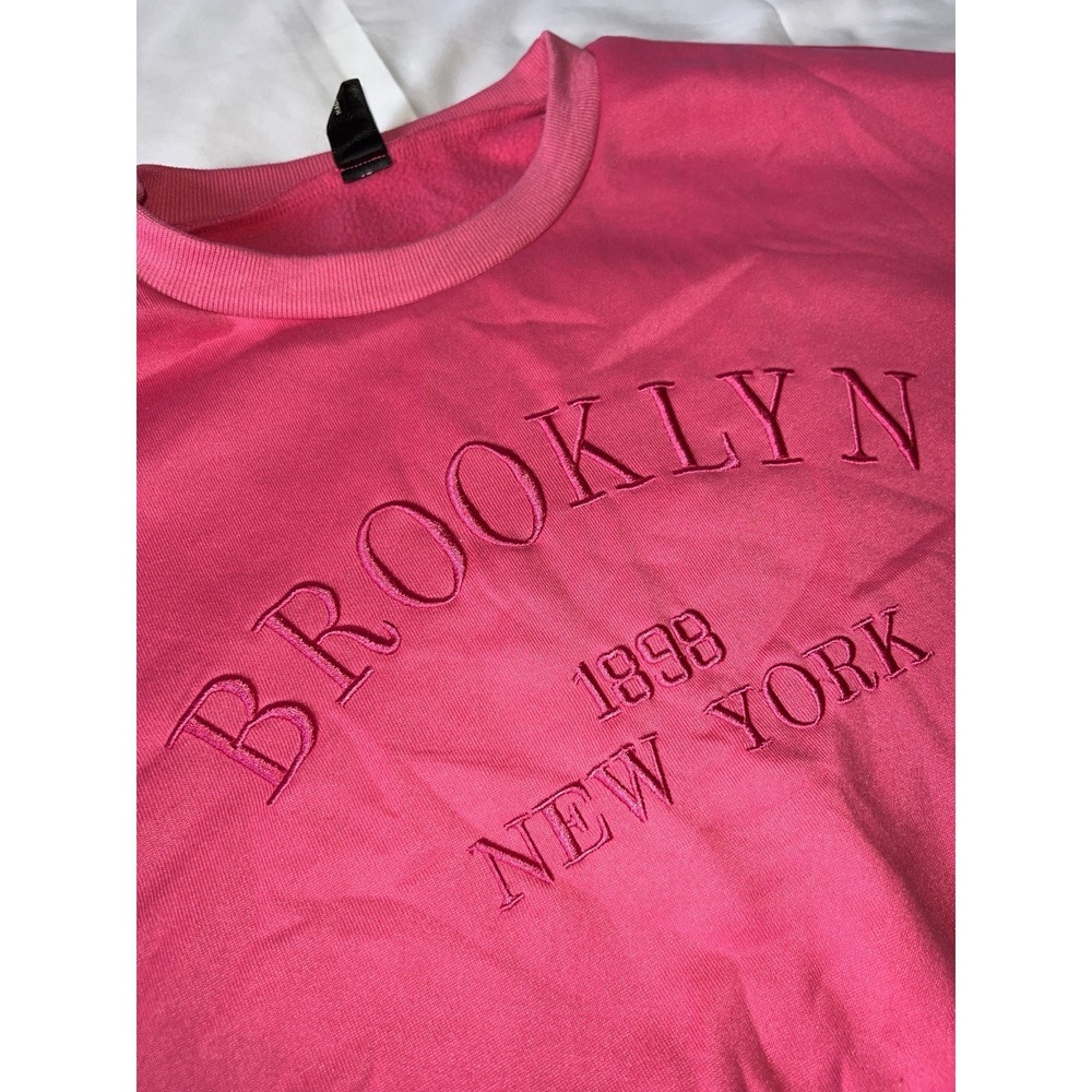 Brooklyn New York Sweatshirt Shein Size Large Women Pink  Crewneck